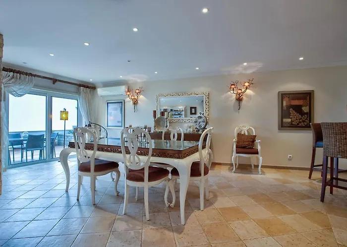 Bay D - Townhouse With Great View