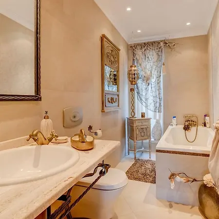 Bay D - Townhouse With Great View