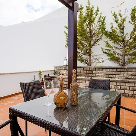 Apartment Bay D - Townhouse With Great View *